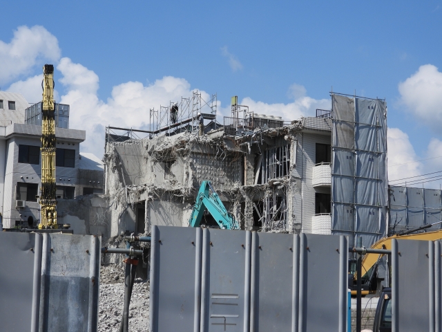 一人社長と個人事業主、結局何が違うの？