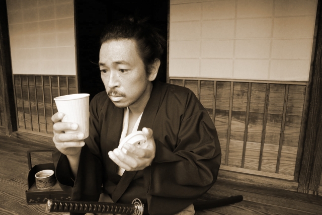 敢えて敵の術中にハマってみる。答えはこんな所にありました。