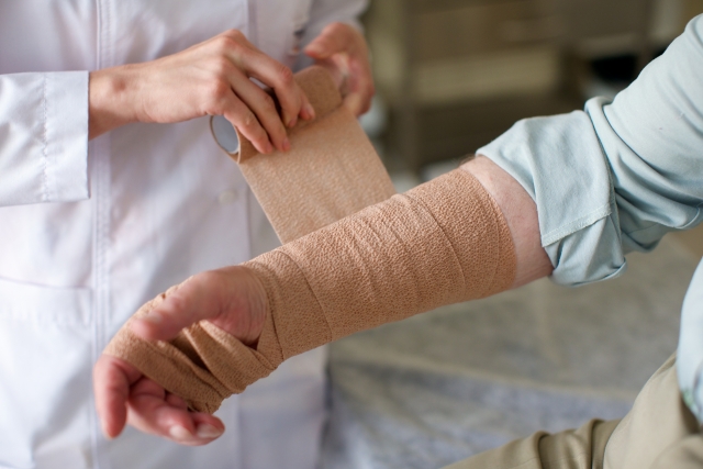 違和感を感じたら、早めの対処を。ケガは軽症の方が治りも早いです。